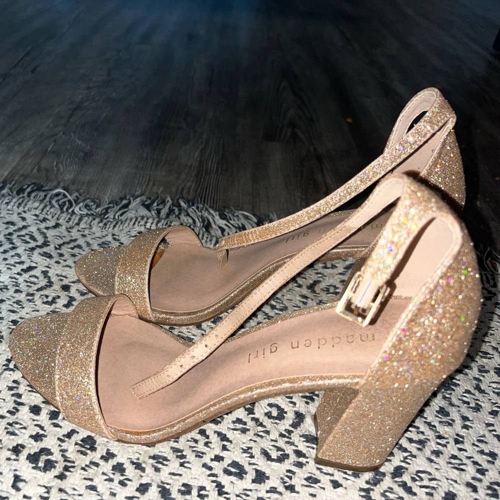 madden girl glitter heels